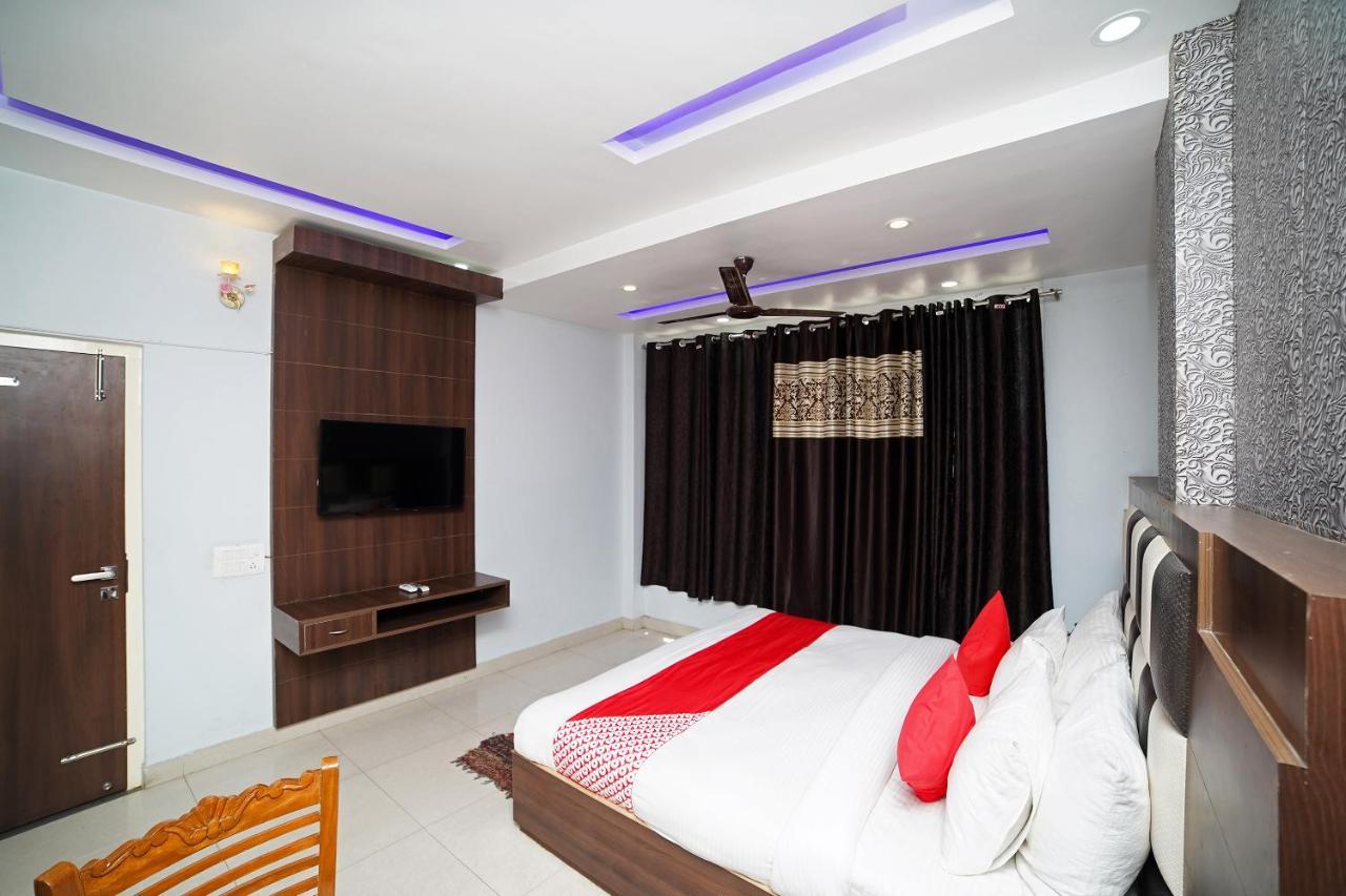 Oyo 39539 Hotel Vansh & Restaurant Kashipur Ngoại thất bức ảnh