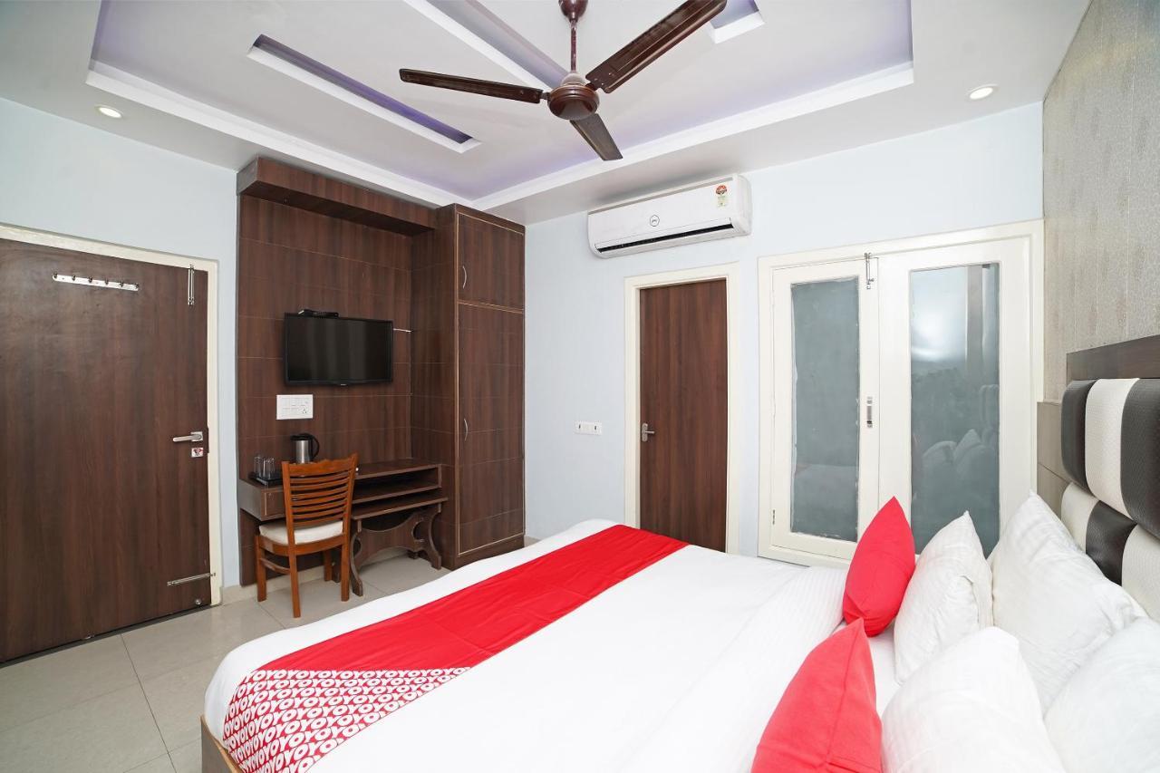 Oyo 39539 Hotel Vansh & Restaurant Kashipur Ngoại thất bức ảnh